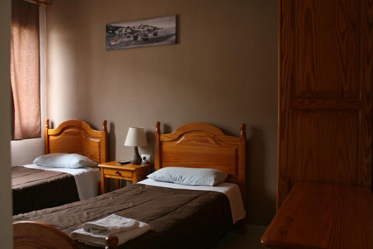 La Palma Hostel By Pension Central Фуенкалиенте де ла Палма Екстериор снимка