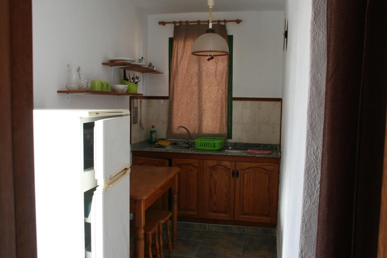 La Palma Hostel By Pension Central Фуенкалиенте де ла Палма Екстериор снимка