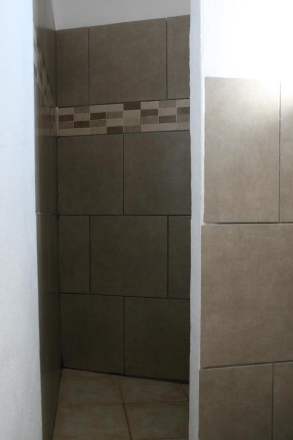 La Palma Hostel By Pension Central Фуенкалиенте де ла Палма Екстериор снимка