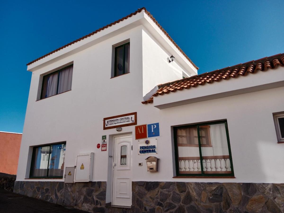La Palma Hostel By Pension Central Фуенкалиенте де ла Палма Екстериор снимка