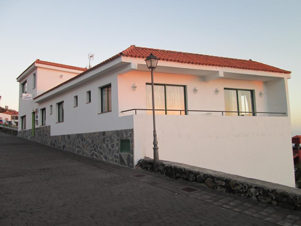 La Palma Hostel By Pension Central Фуенкалиенте де ла Палма Екстериор снимка